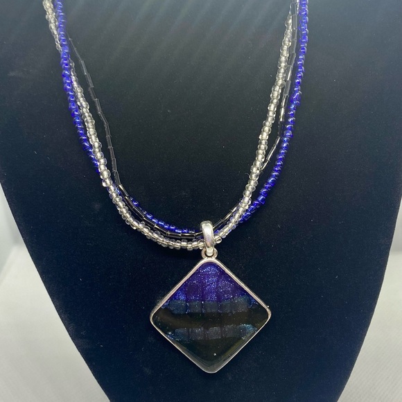 2 Kenneth Cole Necklaces - Picture 2 of 4